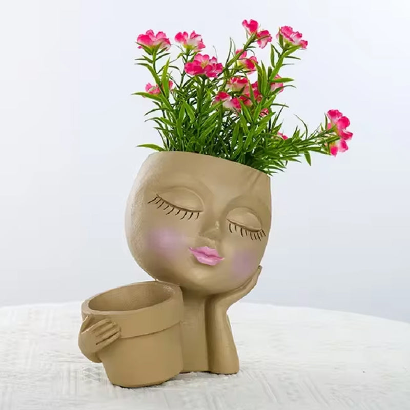 Jardinera con Cara de Niña