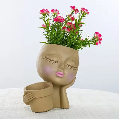 Jardinera con Cara de Niña